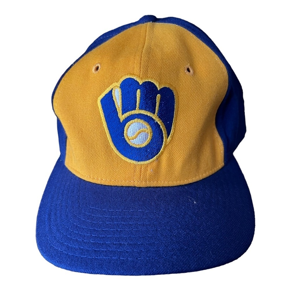 Vintage Milwaukee Brewers 100% wool